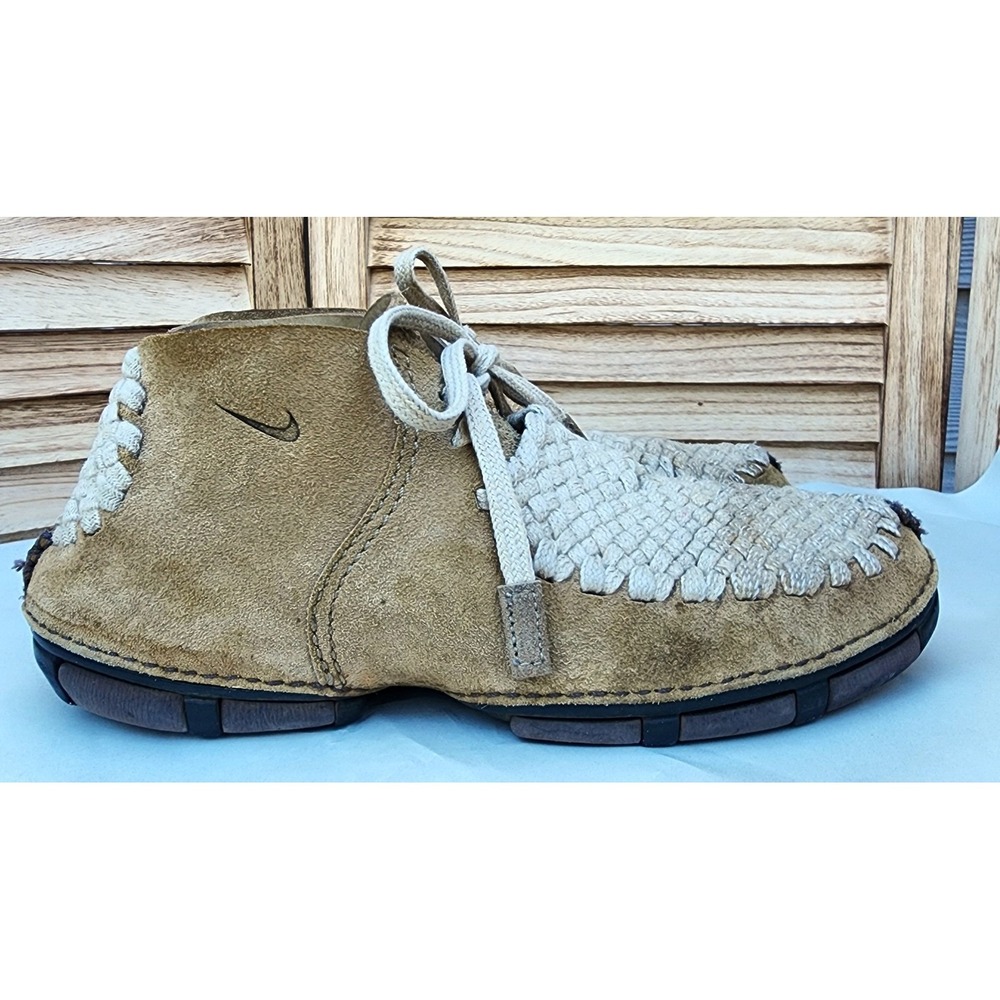 Vintage 2005 Nike Sz 10 Considered Boot Khaki Suede Shoes Chukka 310027-221 Boho